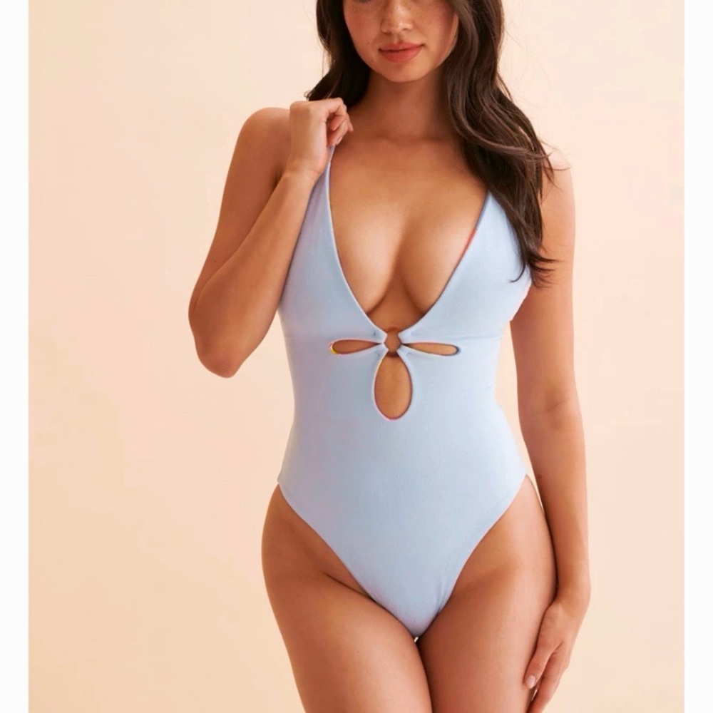 MAAJI - Ciele One Piece Metallic Shimmer Reversible Cut Out Swimsuit - M